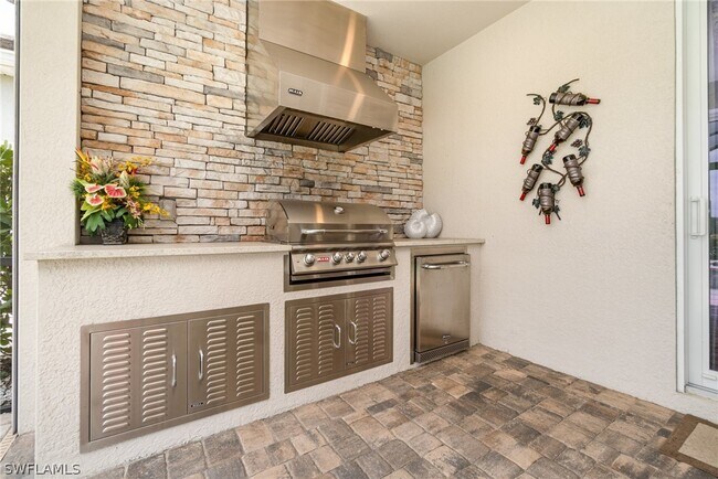 Building Photo - 15278 Blue Bay Cir