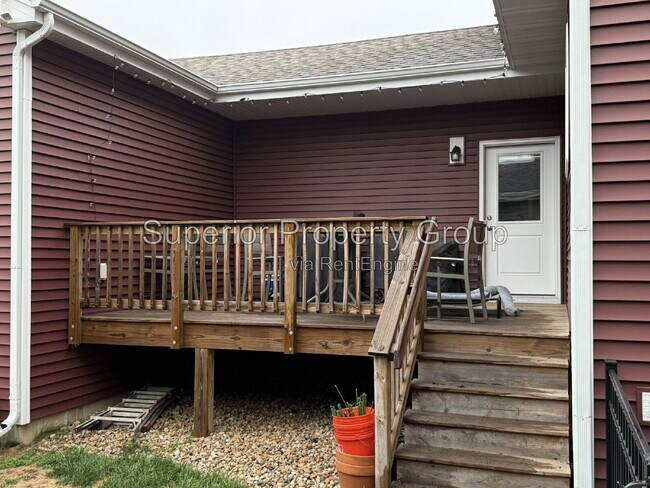 Building Photo - 2865 Endive Dr