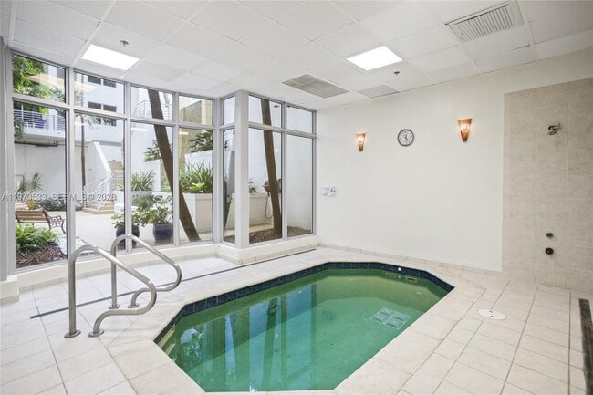 Building Photo - 1830 Radius Dr