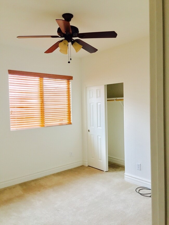Building Photo - Lovely Rhodes Ranch Home