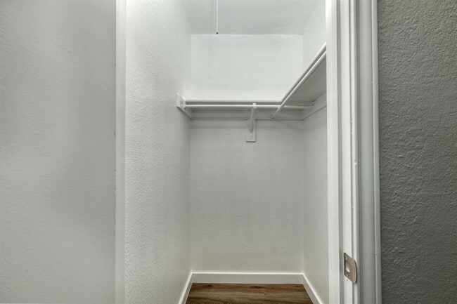 Building Photo - 1301 Black Cherry Dr