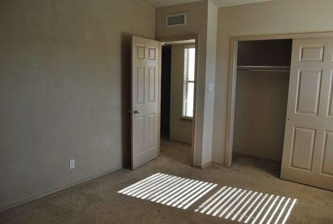 Building Photo - 4029 Hueco Land Ln