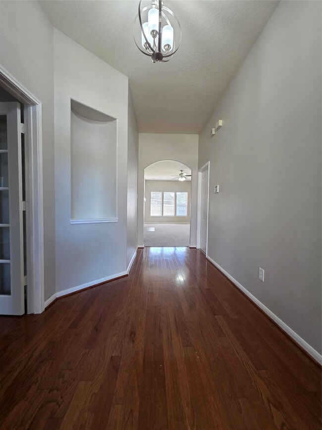 Building Photo - 6169 Mitchell Ct