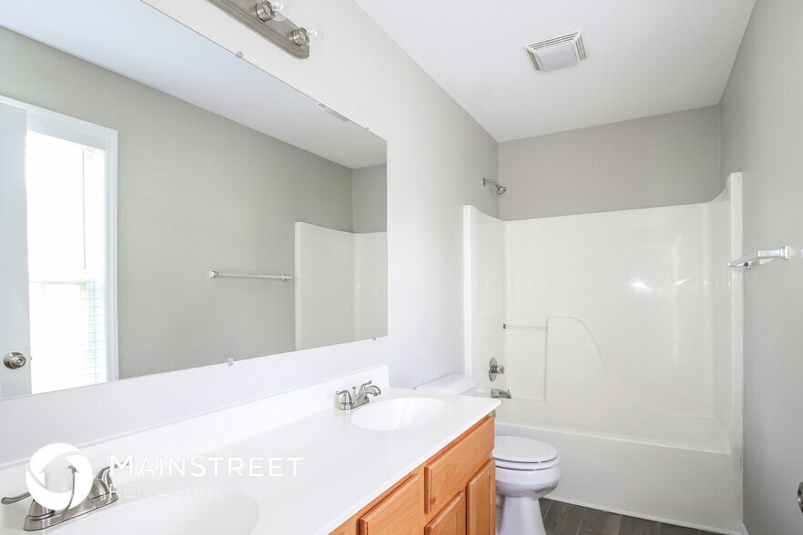 Building Photo - 134 Mallard View Ct