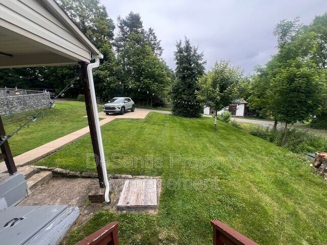 Building Photo - 1632 Steuben St