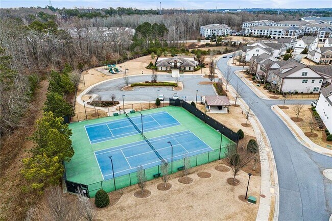 Building Photo - 610 Central Pk Overlook