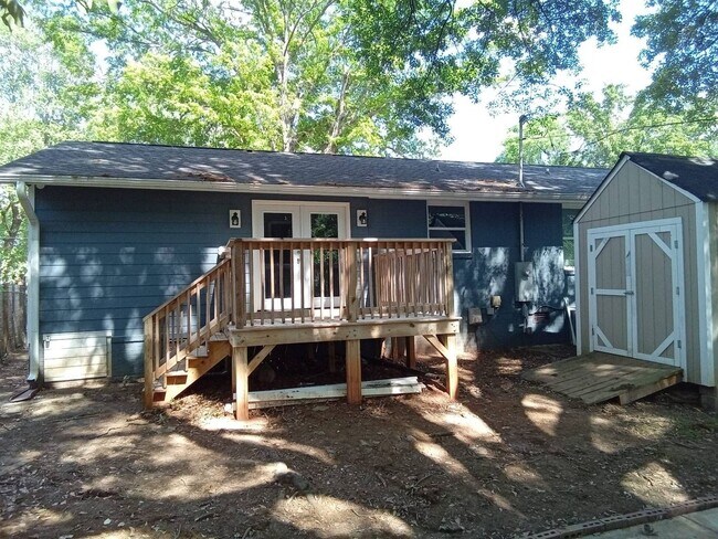 Building Photo - Updated Ranch Home with Lots of Space!   COMING SOON!