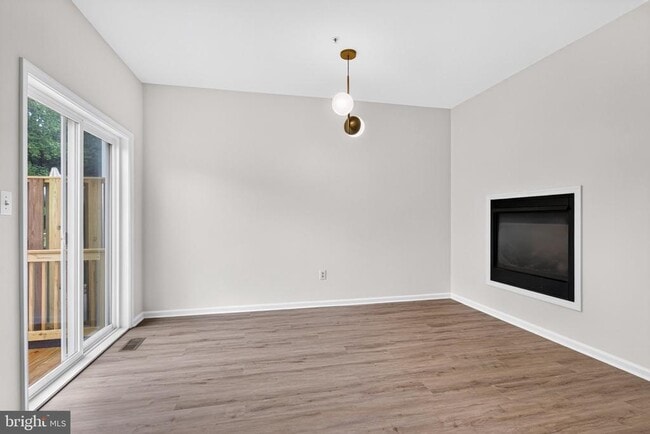 Building Photo - 102 Ashley Way