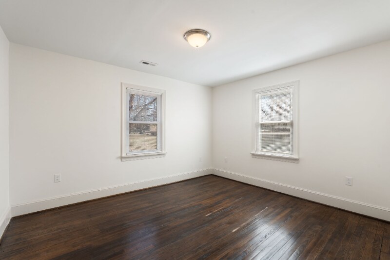 Building Photo - 4333 Charleston Dr