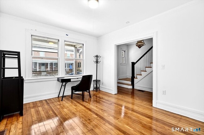 Building Photo - 408 East Ave