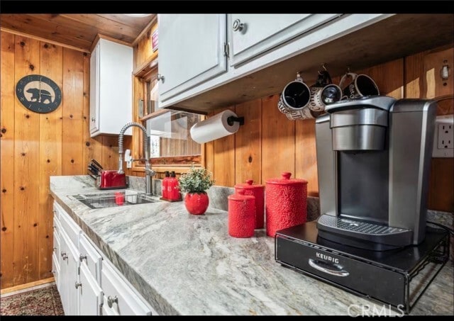 Building Photo - 1118 Robinhood Blvd