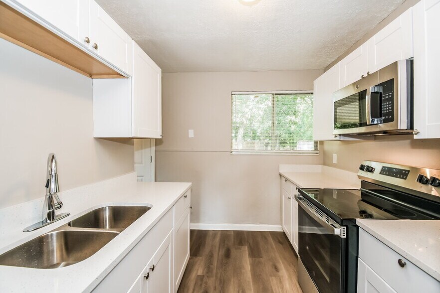Building Photo - 6819 Goldilocks Ln