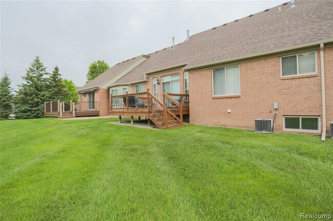 Building Photo - 52245 Silvanna Ln