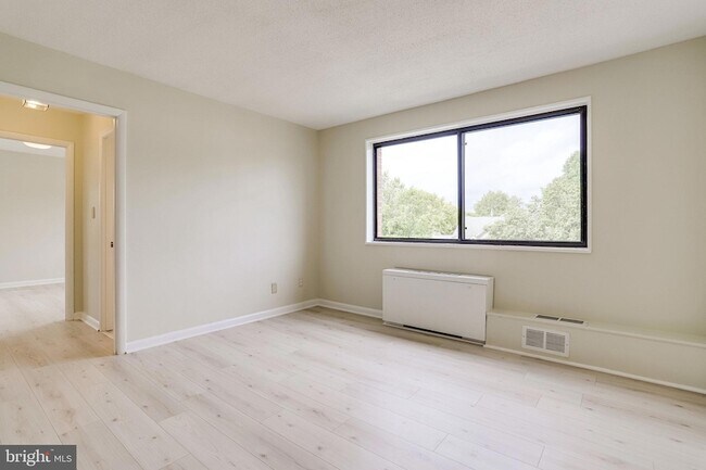 Building Photo - 3515 Washington Blvd