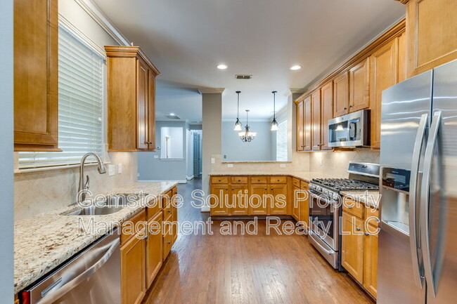 Building Photo - 301 Pennystone Cir