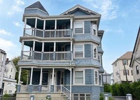 Building Photo - 212 Brightman St
