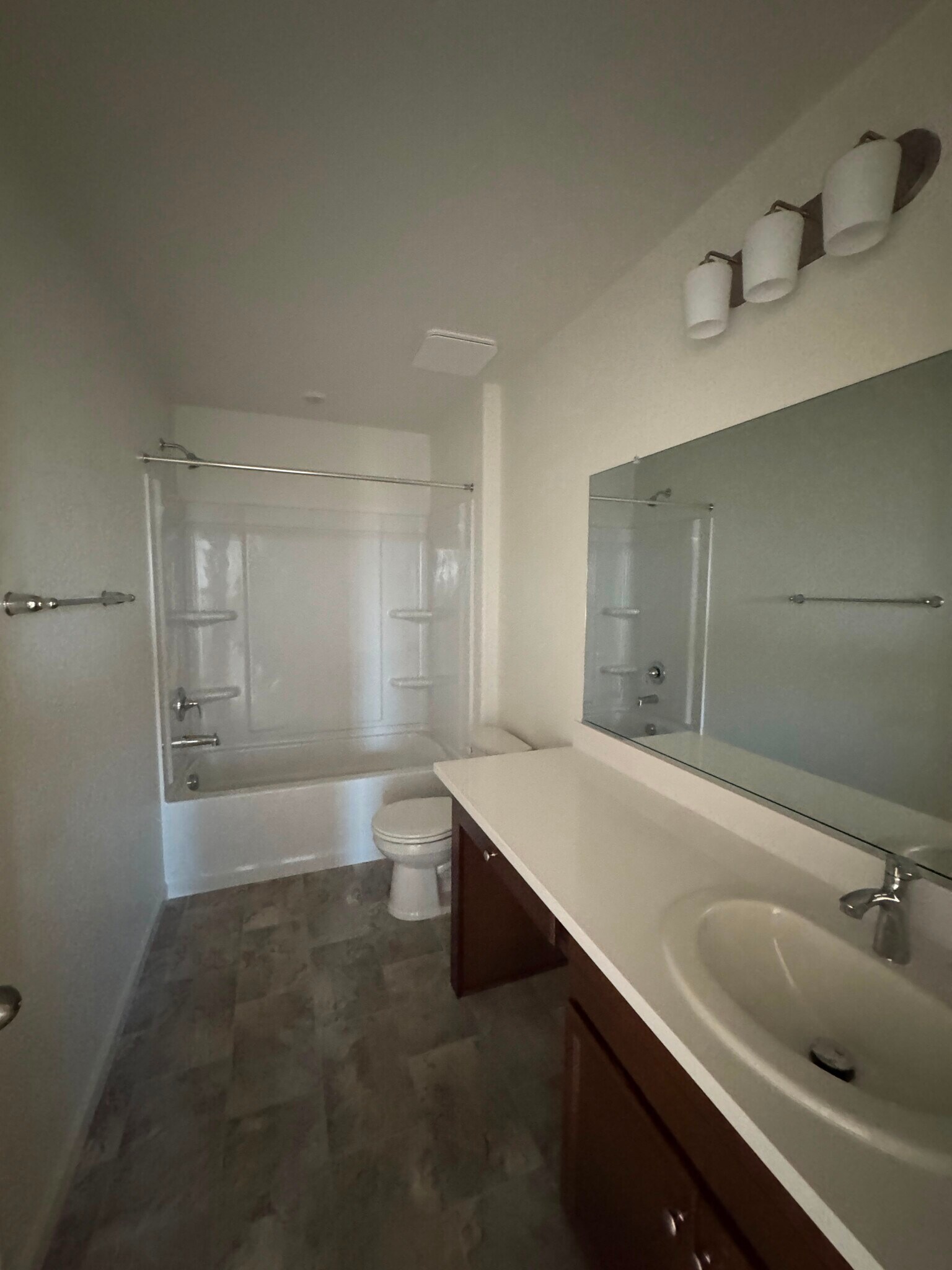 Building Photo - 434 Miramar Dr