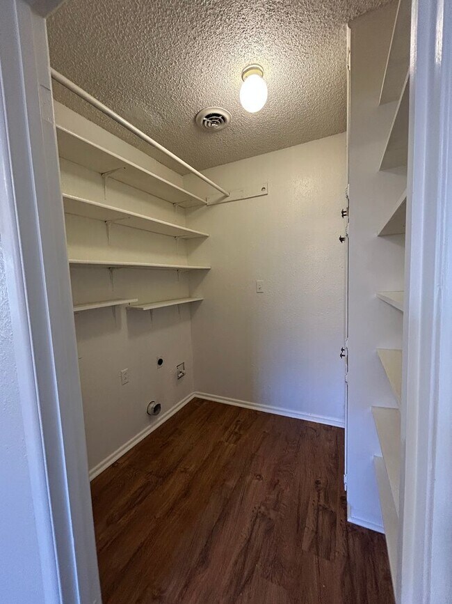 Building Photo - Beautiful Home on a Corner Lot