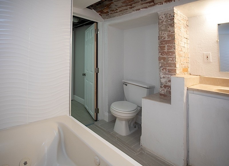 Building Photo - 60 Atherton St