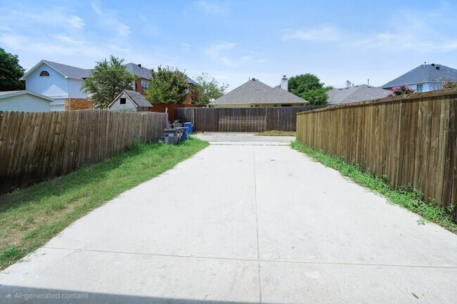 Building Photo - 1531 Home Park Dr