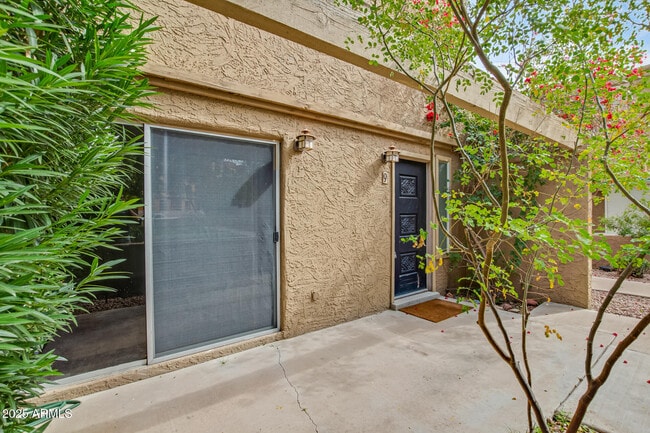 Building Photo - 4601 N 73rd St