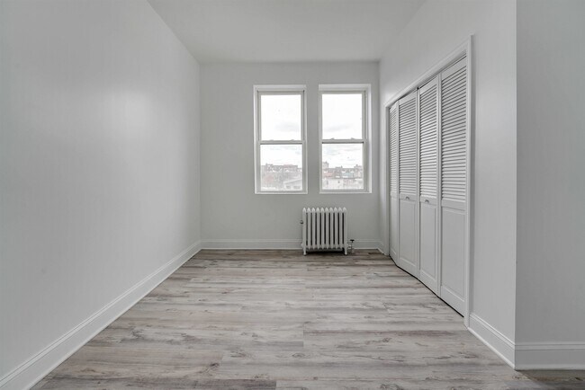 Building Photo - 103 Westover Pl