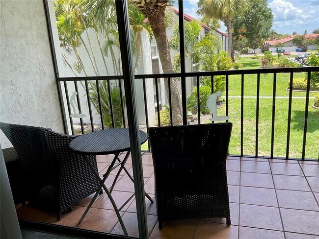 Building Photo - 3213 S Beneva Rd