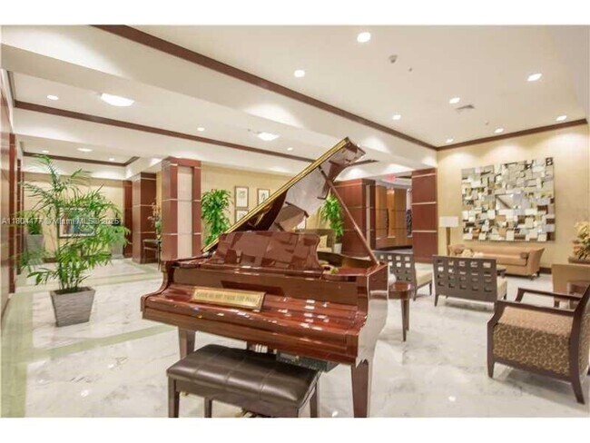 Building Photo - 16699 Collins Ave