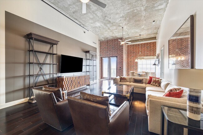 Building Photo - 1111 Studewood St