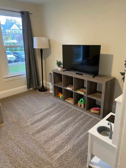 Building Photo - 6831 Maryland Ave