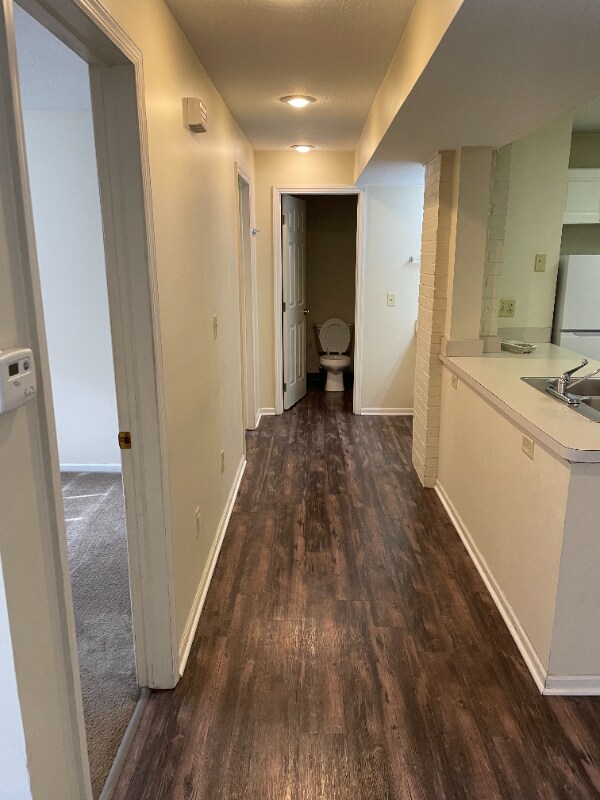 Building Photo - 1662 Summit St