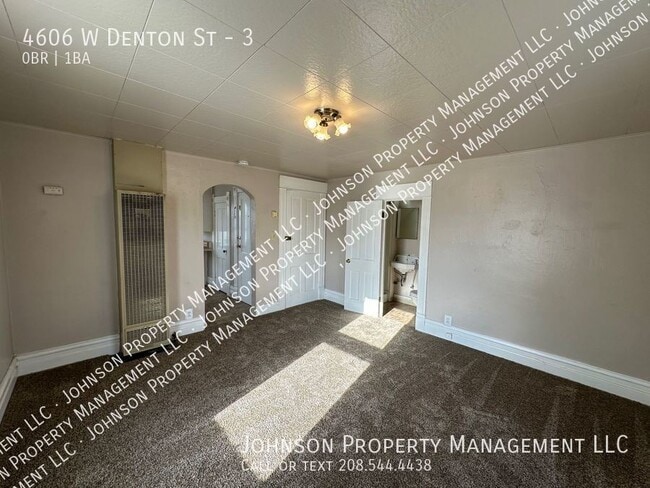 Building Photo - 4606 W Denton St