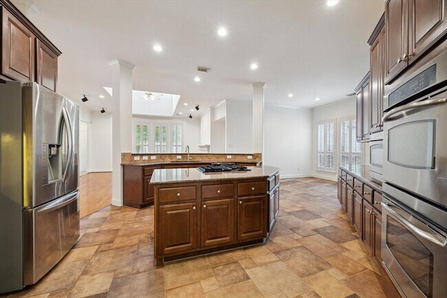 Building Photo - 12106 Indigo Cove Ln