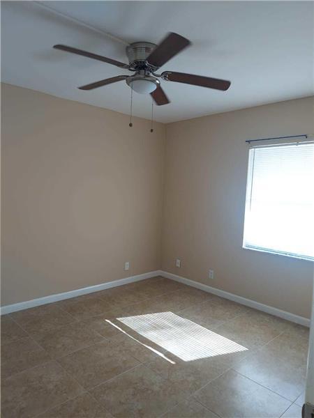 Building Photo - 622 NW 13th St