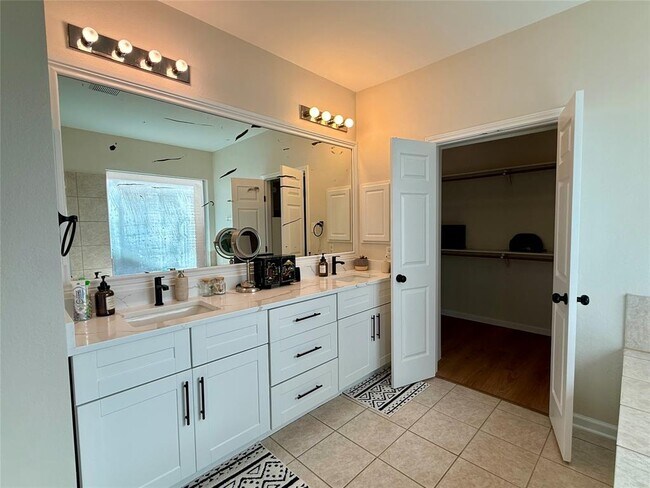 Building Photo - 1624 Maize Bend Dr