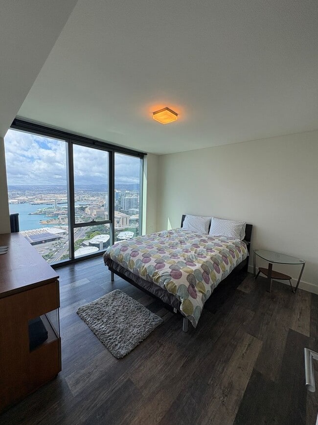Building Photo - Luxury Fully Furnished Condo at The Collection – Live in the Heart of Kakaako!