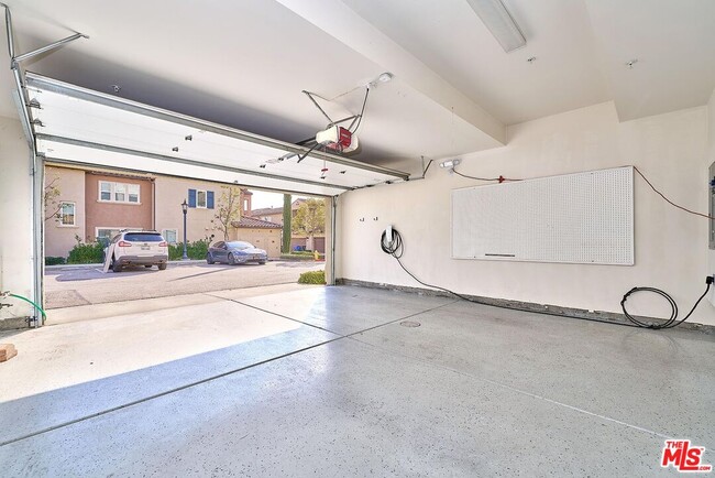Building Photo - 20285 Avenida Paloma