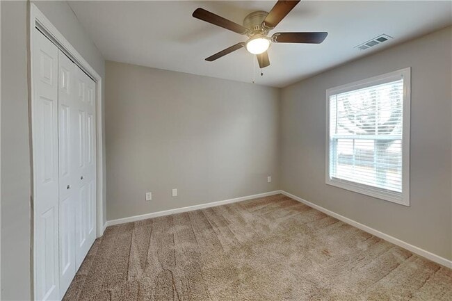 Building Photo - 255 Chapel Station Ln SE