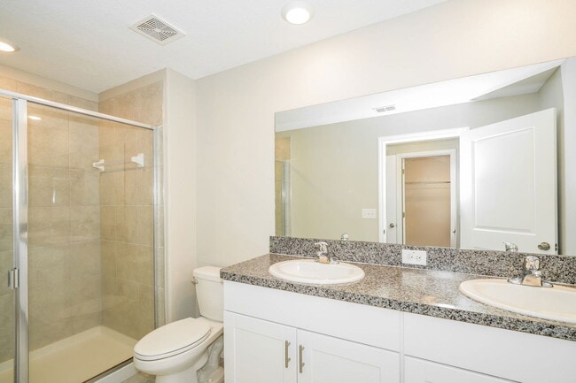 Building Photo - 1552 Cassius St