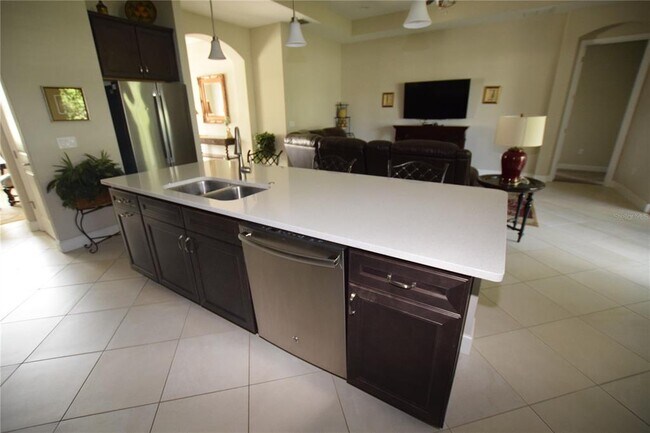 Building Photo - 132 Amanthus Ct