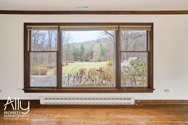 Building Photo - 3917 Hungrytown Rd