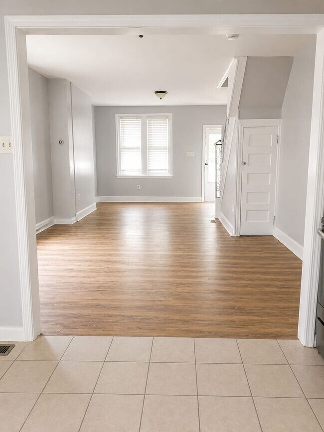 Building Photo - 5211 Rubicam St