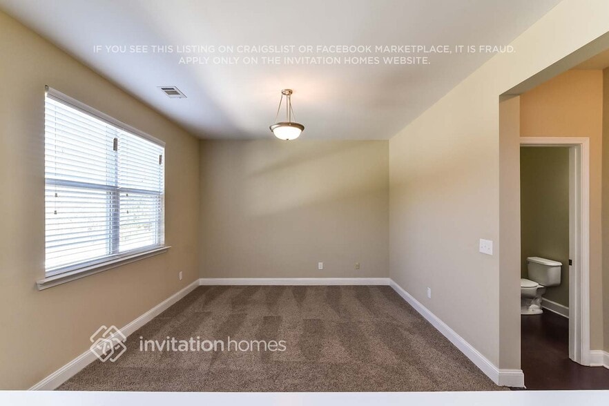 Building Photo - 1243 Sparkling Cove Dr