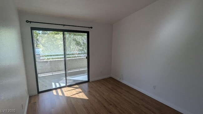 Building Photo - 5211 S Lindell Rd