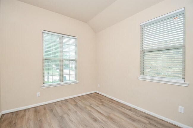 Building Photo - 20707 Waterfall Rain Ct