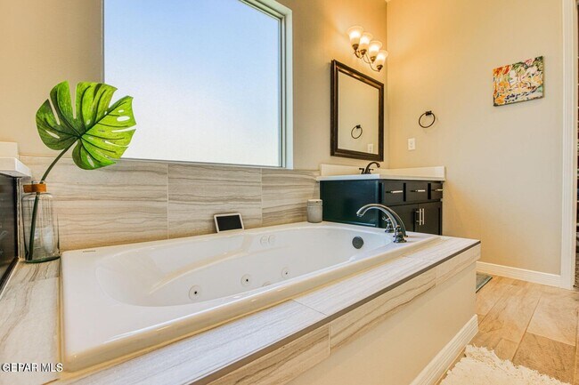 Building Photo - 12133 Chapel Hill Rd