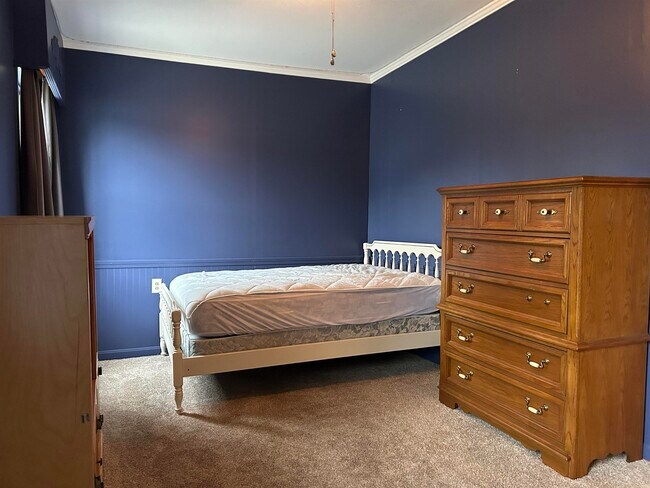 Building Photo - 340 NH-45