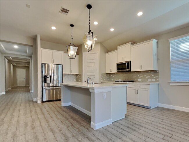 Building Photo - 24622 Windmill Canyon Ln