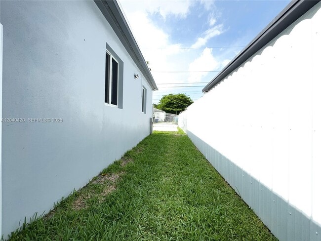 Building Photo - 1250 NW 57th St