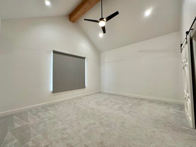 Building Photo - 504 Brookshire Ave